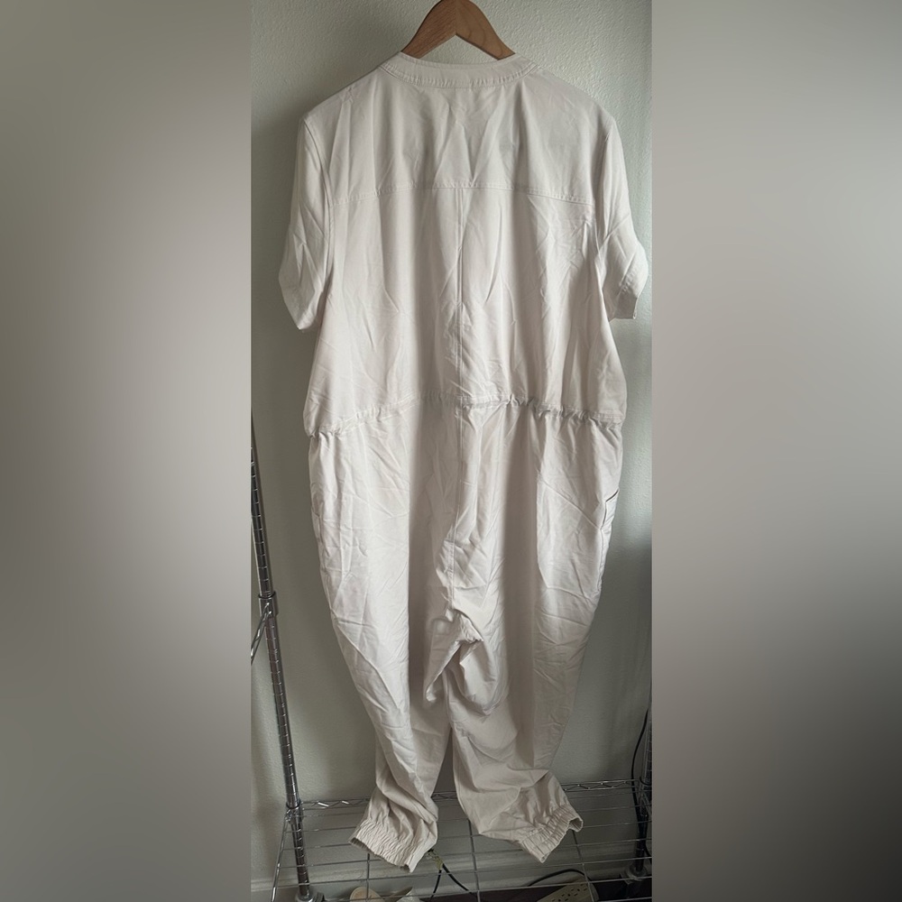 Stylish Gray Jumpsuit for Women - Picture 5 of 15